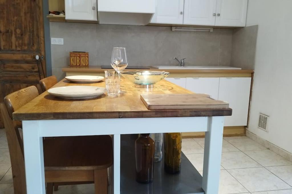 Charmante Maison T2 De Plein Pied Avec Exterieur Calme Aux Arenes Villa Béziers Kültér fotó