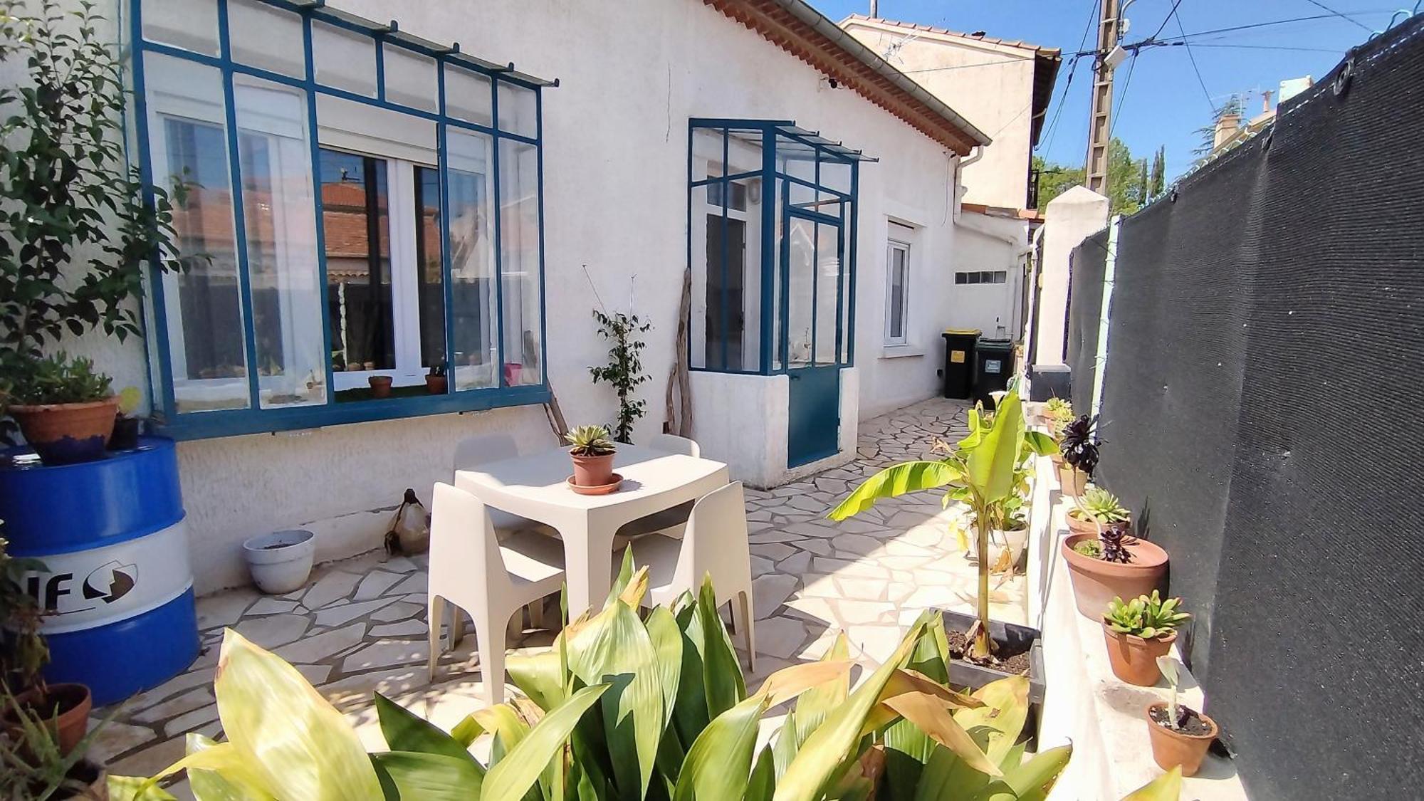 Charmante Maison T2 De Plein Pied Avec Exterieur Calme Aux Arenes Villa Béziers Kültér fotó
